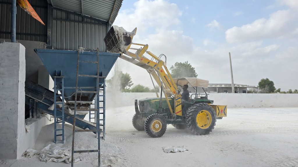 Refractory clay handling